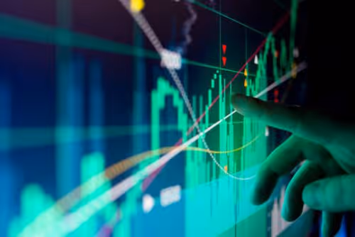 mrk 599600603 740x494 1 0