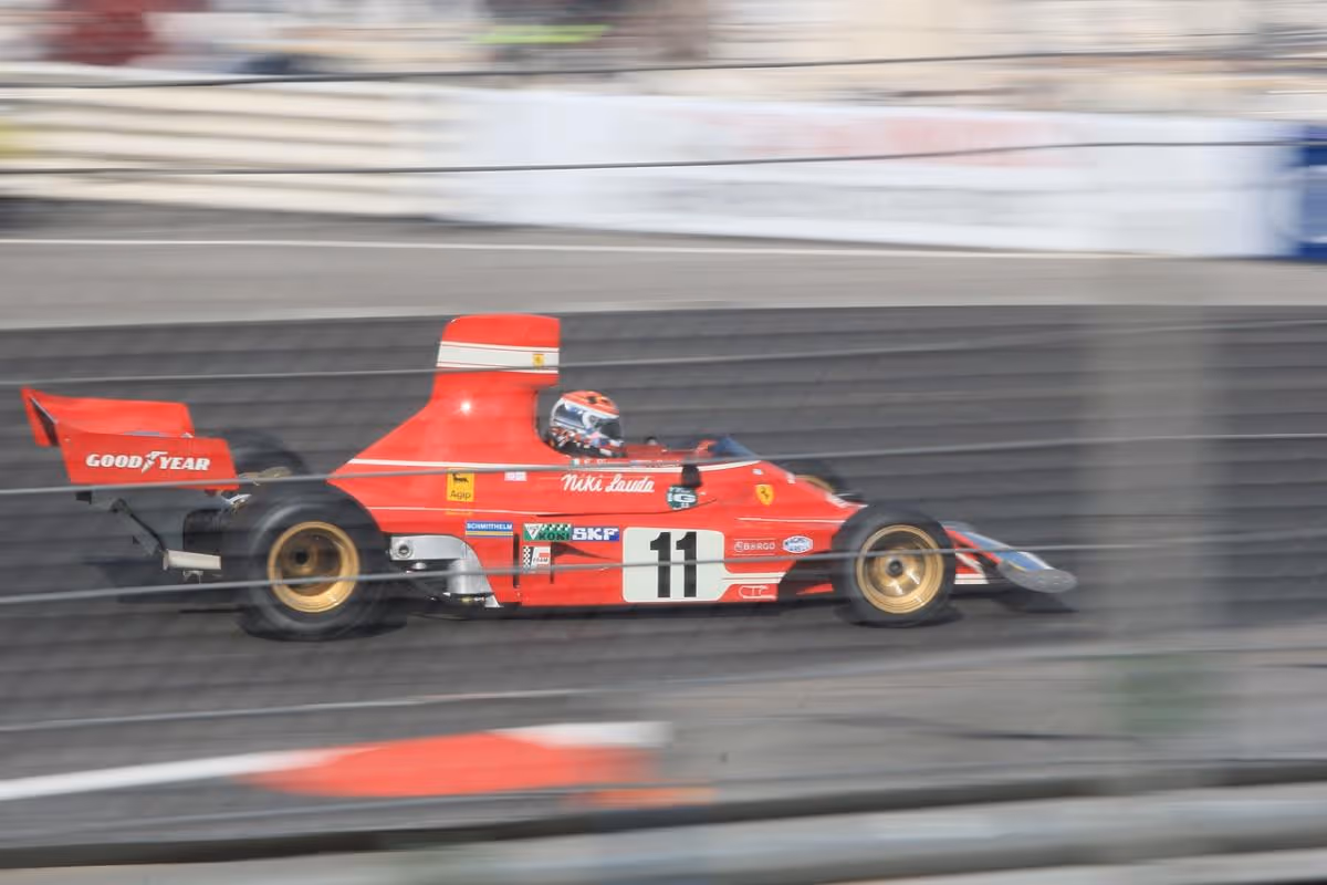 formula 1 3746882 1280